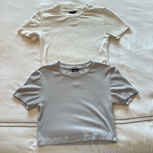 Mono B (Tobi) / sz. M / Be Essential Micro Ribbed Crop Tee
